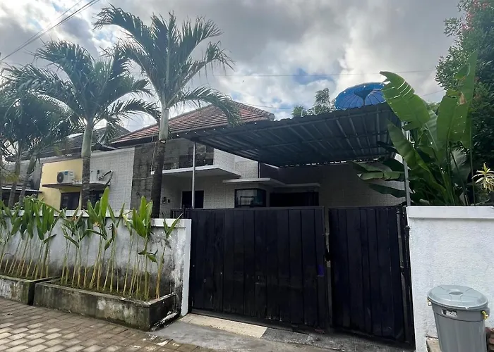 2 Bedroom Near Holiday home *