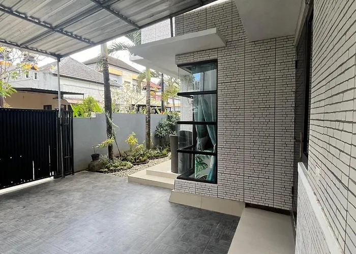 2 Bedroom Near *
