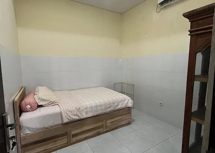 2 Bedroom Near * Jimbaran (Bali)